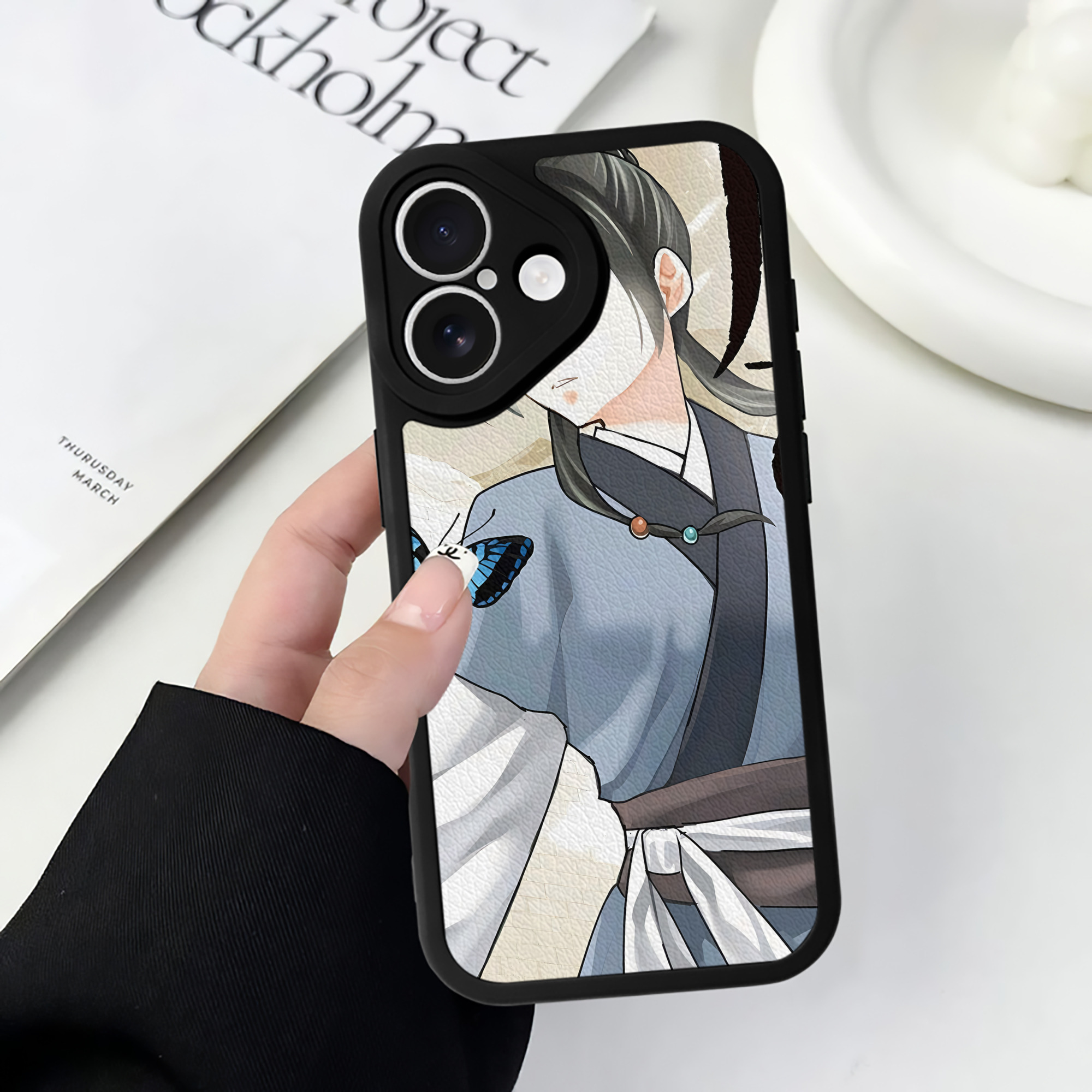 薬屋のひとりごと The Apothecary Diaries 【iPhone 16シリーズ対応】シリコンスマホケース（レザー調） 材質：シリコン